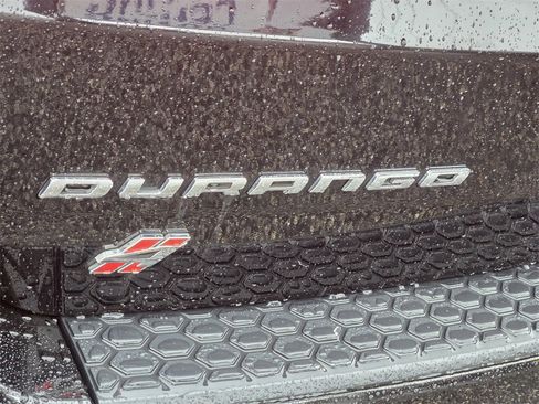 Used 2024 Dodge Durango GT image 8