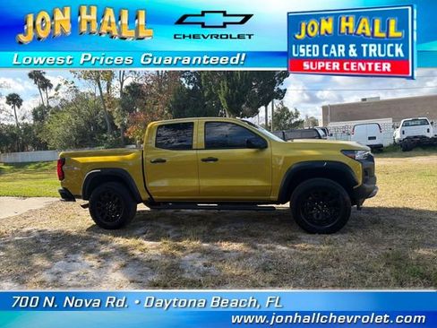 Used 2024 Chevrolet Colorado Trail Boss w/ Technology Package image 18