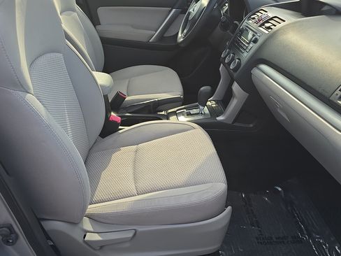 Used 2015 Subaru Forester 2.5i Premium w/ All-Weather Package AWD/4WD image 13