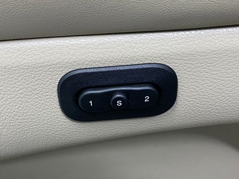 Certified 2021 Jeep Grand Cherokee Limited w/ Luxury Group II AWD/4WD image 29