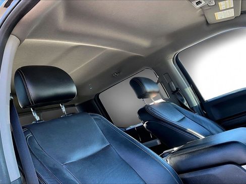 Used 2015 Ford F150 Lariat w/ Equipment Group 502A Luxury image 22