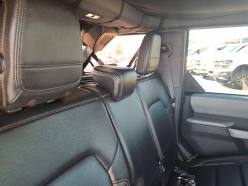 Used 2021 Ford Bronco Badlands image 15