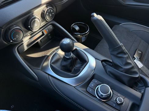 New 2025 MAZDA MX-5 Miata Club w/ Brembo/BBS Recaro Package image 13