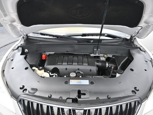 Used 2017 Buick Enclave Leather w/ Enclave Sport Touring Edition image 18