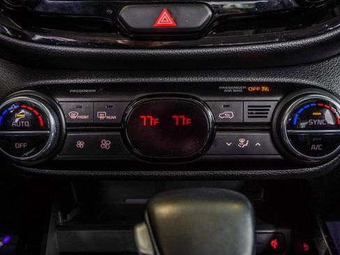 Used 2020 Kia Soul GT-Line Turbo FWD image 26