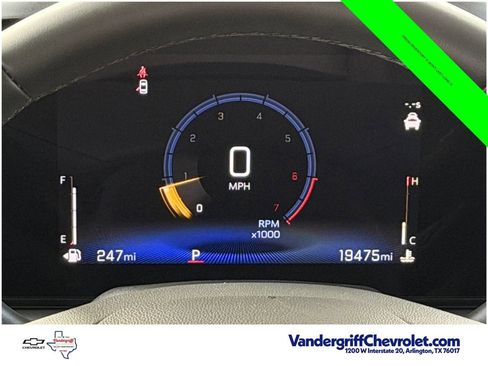 Used 2025 Chevrolet Trax LT w/ LT Convenience Package FWD image 16