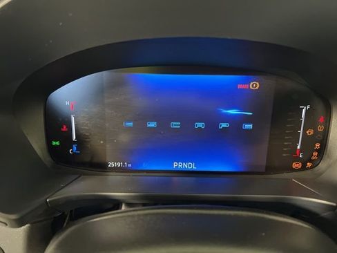 Used 2025 Ford Escape ST-Line Select AWD/4WD image 18