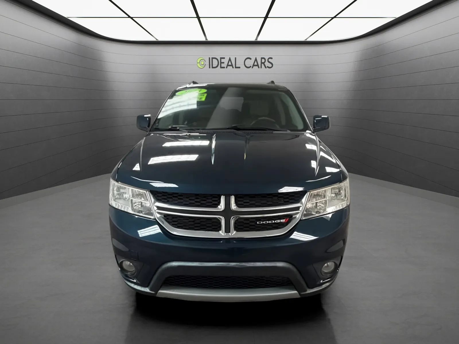 Used 2013 Dodge Journey SXT w/ Flexible Seating Group FWD image 2