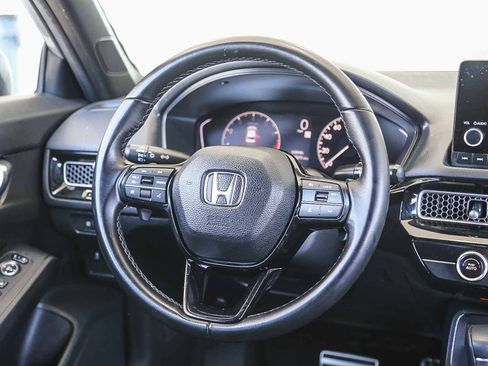 Certified 2025 Honda Civic Sport image 18