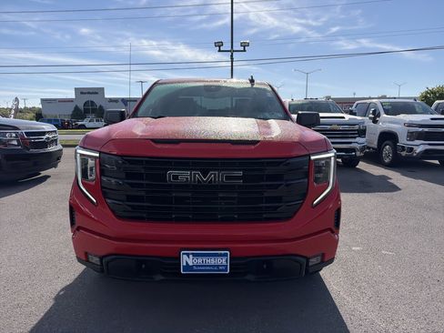 Used 2024 GMC Sierra 1500 Elevation AWD/4WD image 2