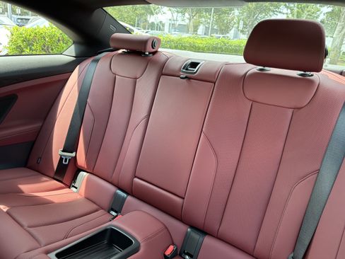 Used 2025 BMW 230i Coupe w/ M Sport Package image 34