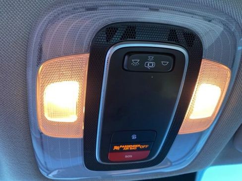 Used 2023 Hyundai Elantra SEL w/ Cargo Package image 32