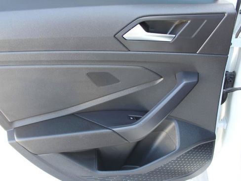 Used 2024 Volkswagen Jetta Sport FWD image 12