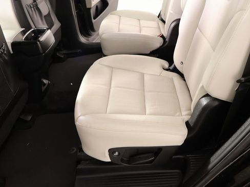 Used 2021 Kia Telluride EX w/ EX Premium Package image 13