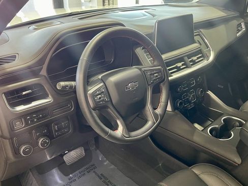 Used 2024 Chevrolet Suburban RST w/ Luxury Package image 26