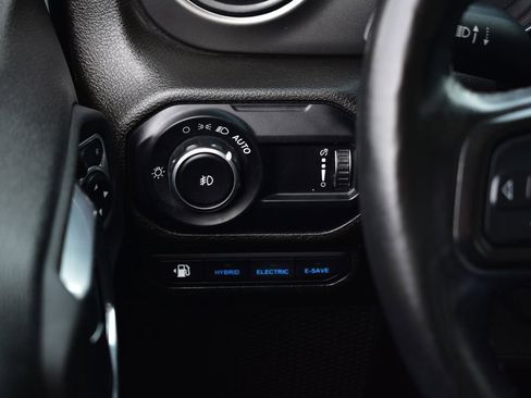 Used 2023 Jeep Wrangler Unlimited w/ Cold Weather Group AWD/4WD image 45