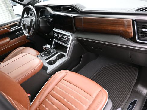 Used 2023 GMC Sierra 1500 Denali Ultimate image 41