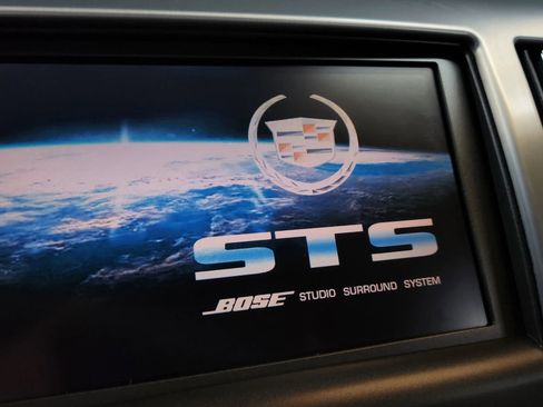 Used 2010 Cadillac STS image 33