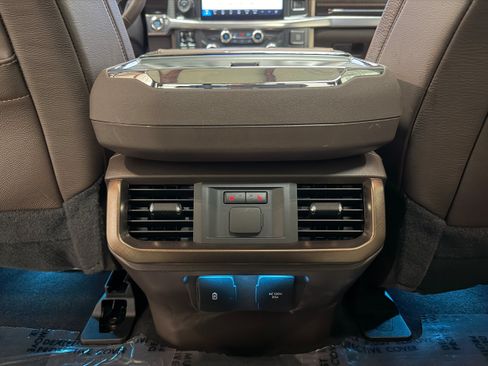 Certified 2025 Ford F150 King Ranch AWD/4WD image 12