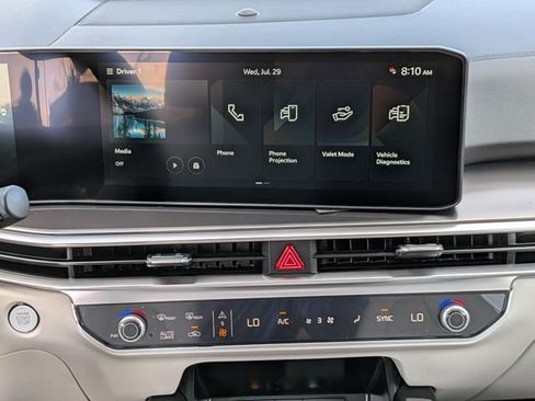 New 2026 Kia Sorento S w/ S Panoramic Sunroof Package FWD image 20