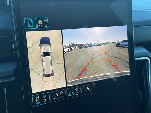 Used 2025 GMC Yukon Denali image 19