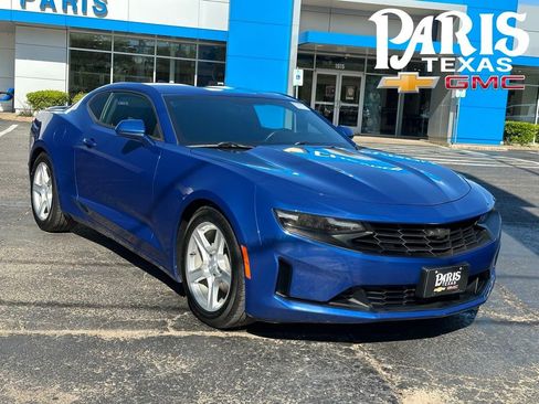 Used 2021 Chevrolet Camaro LT RWD image 1