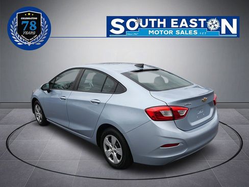 Used 2018 Chevrolet Cruze LS w/ LS Fleet Convenience Package image 5