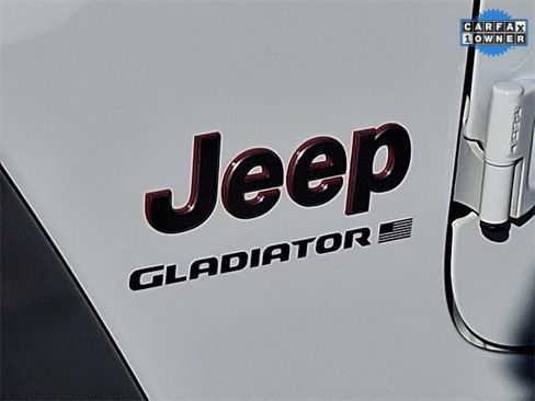 Used 2024 Jeep Gladiator Rubicon image 31