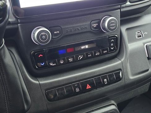 New 2026 RAM ProMaster 1500 w/ Premium Convenience Group image 23