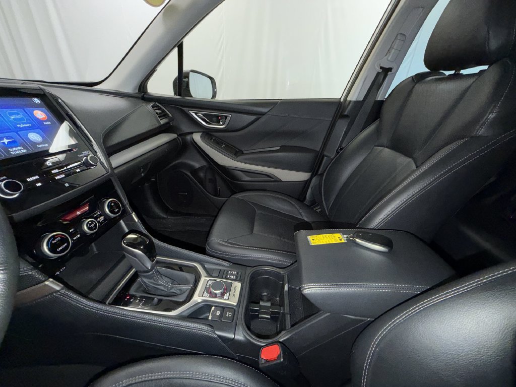 Used 2022 Subaru Forester Limited AWD/4WD image 23
