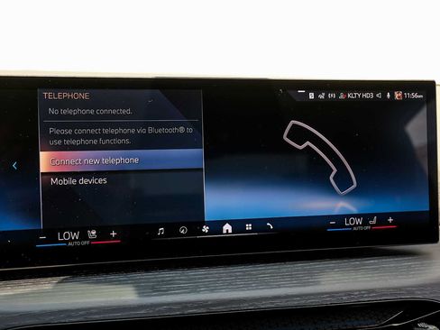 Used 2025 BMW 330i xDrive Sedan w/ Premium Package AWD/4WD image 30