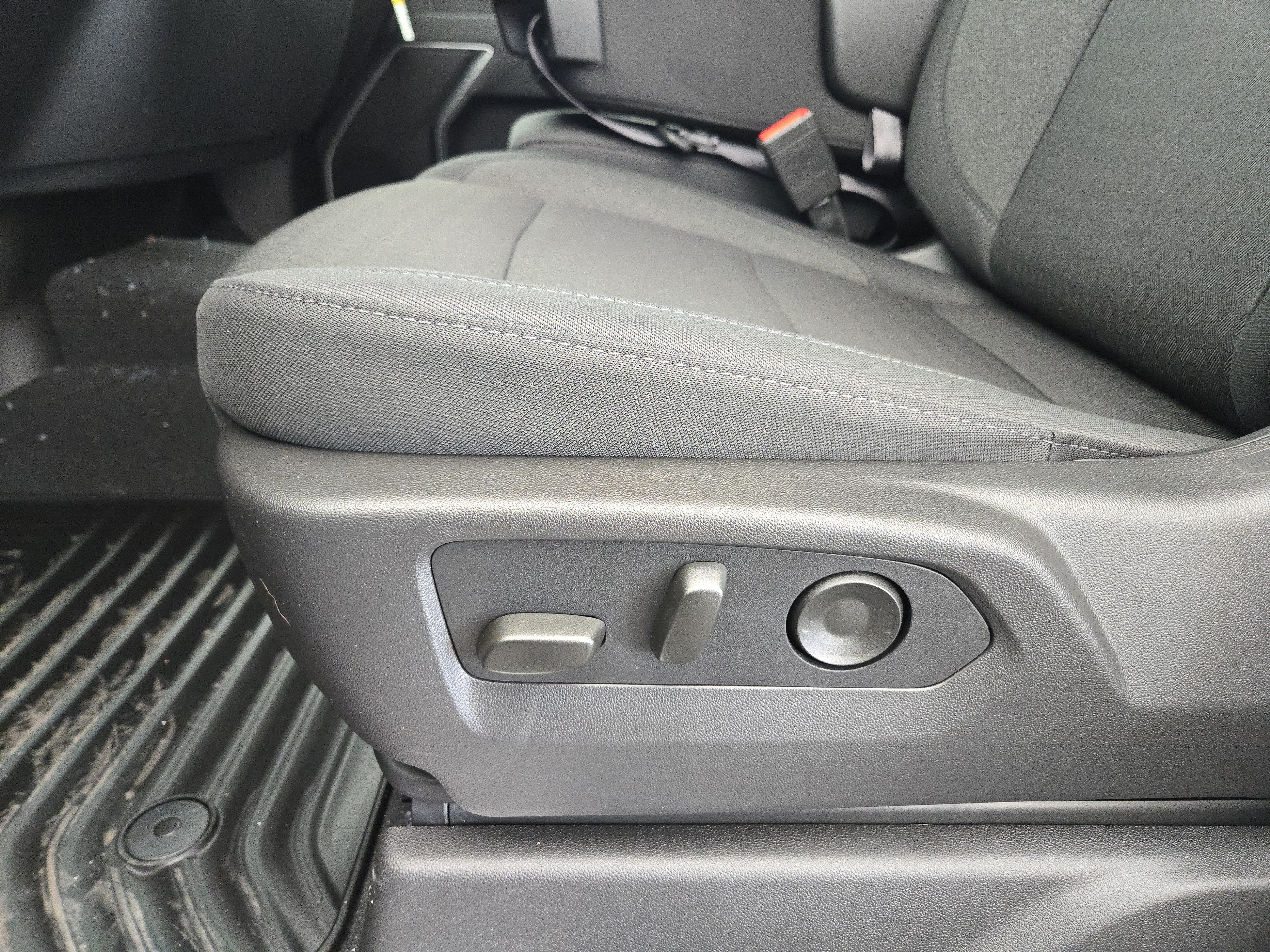 New 2026 GMC Sierra 1500 SLE AWD/4WD image 18