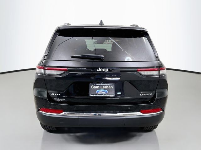 Used 2024 Jeep Grand Cherokee Laredo X w/ Luxury Tech Group I AWD/4WD image 6