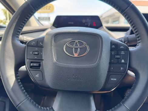 Used 2025 Toyota Prius LE image 25