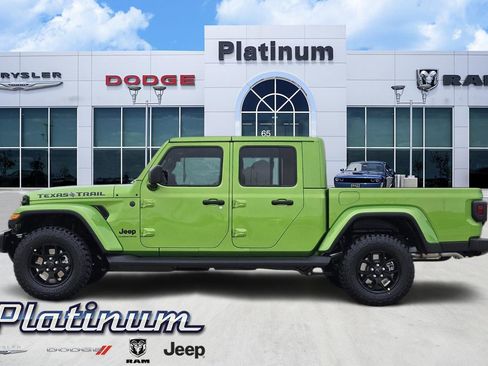 New 2026 Jeep Gladiator Sport image 3