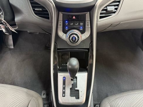Used 2013 Hyundai Elantra GLS FWD image 26