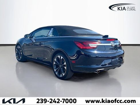 Used 2019 Buick Cascada Premium image 3