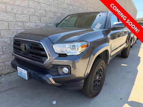 Certified 2019 Toyota Tacoma SR5 AWD/4WD image 2