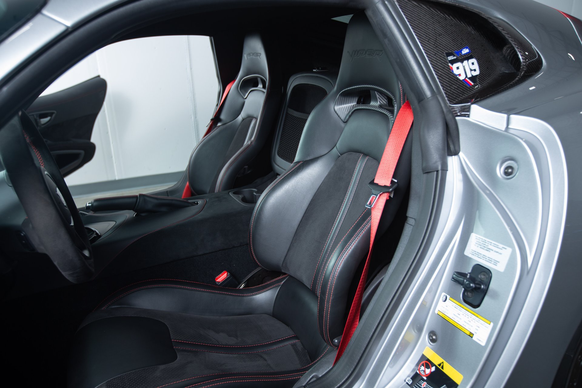 Used 2017 Dodge Viper ACR w/ Extreme Aero Package RWD image 19