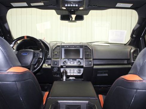 Used 2018 Ford F150 Raptor w/ Equipment Group 802A Luxury AWD/4WD image 19