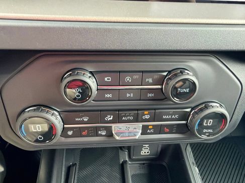 New 2026 Ford Bronco Outer Banks AWD/4WD image 25