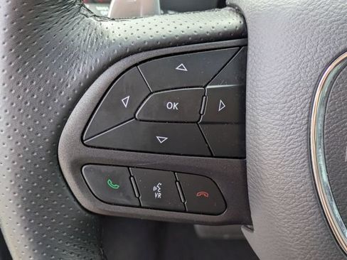 Used 2024 Dodge Durango GT RWD image 17