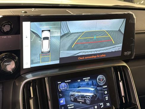 New 2026 Lexus LX 700h Luxury image 29