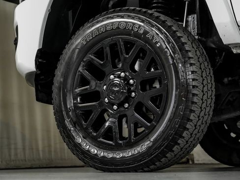 Used 2023 RAM 2500 Limited AWD/4WD image 59