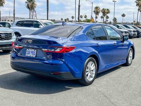 Used 2025 Toyota Camry LE w/ Convenience Package FWD image 7