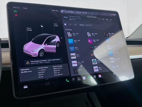 Used 2021 Tesla Model Y Long Range AWD/4WD image 19