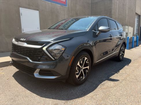 Used 2023 Kia Sportage EX FWD image 6