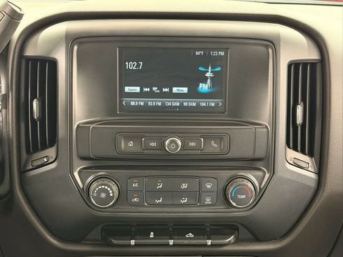 Used 2018 Chevrolet Silverado 1500 Custom w/ Custom Value Package RWD image 23