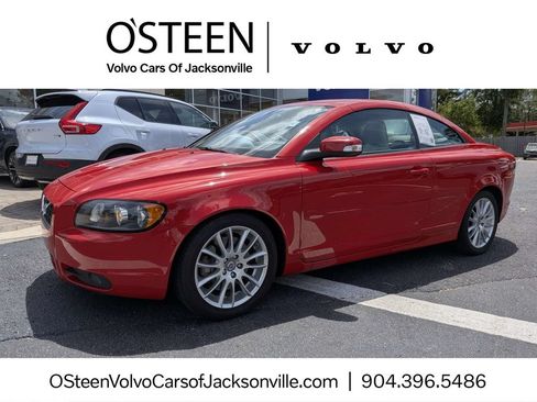 Used 2009 Volvo C70 T5 FWD image 1