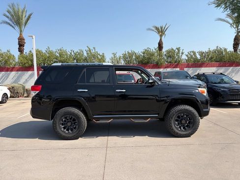 Used 2013 Toyota 4Runner SR5 AWD/4WD image 3